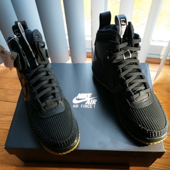 LUNAR FORCE 1 DUCKBOOT, SIZE 11 US, BLACK & GUM